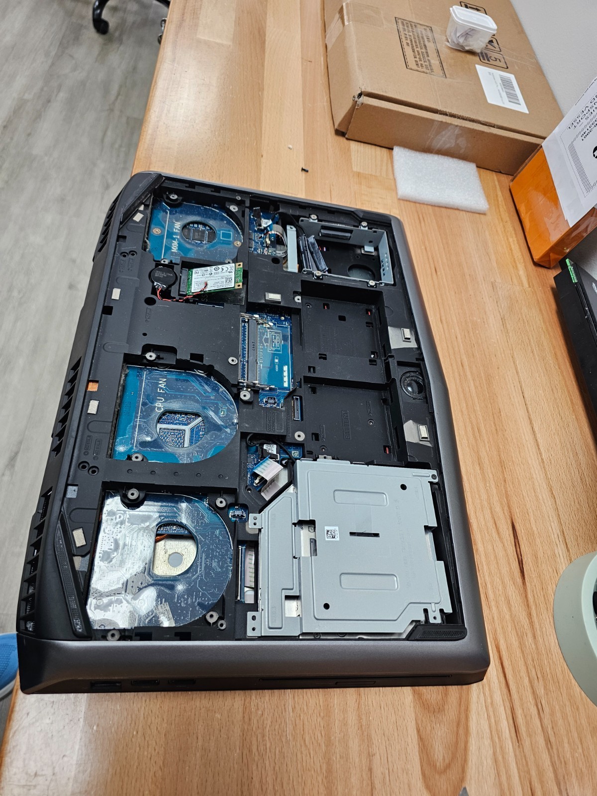 Alienware 18 Intel Core i7-4 Gen GTX880M PARTS