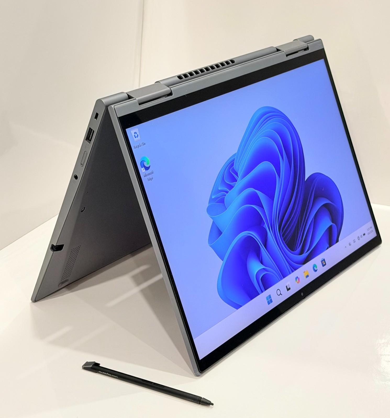 Lenovo ThinkPad X1 Yoga Gen 6 (LTE) 14″ Touch i7 1185G7/ 16GB LPD4X /512GB SSD