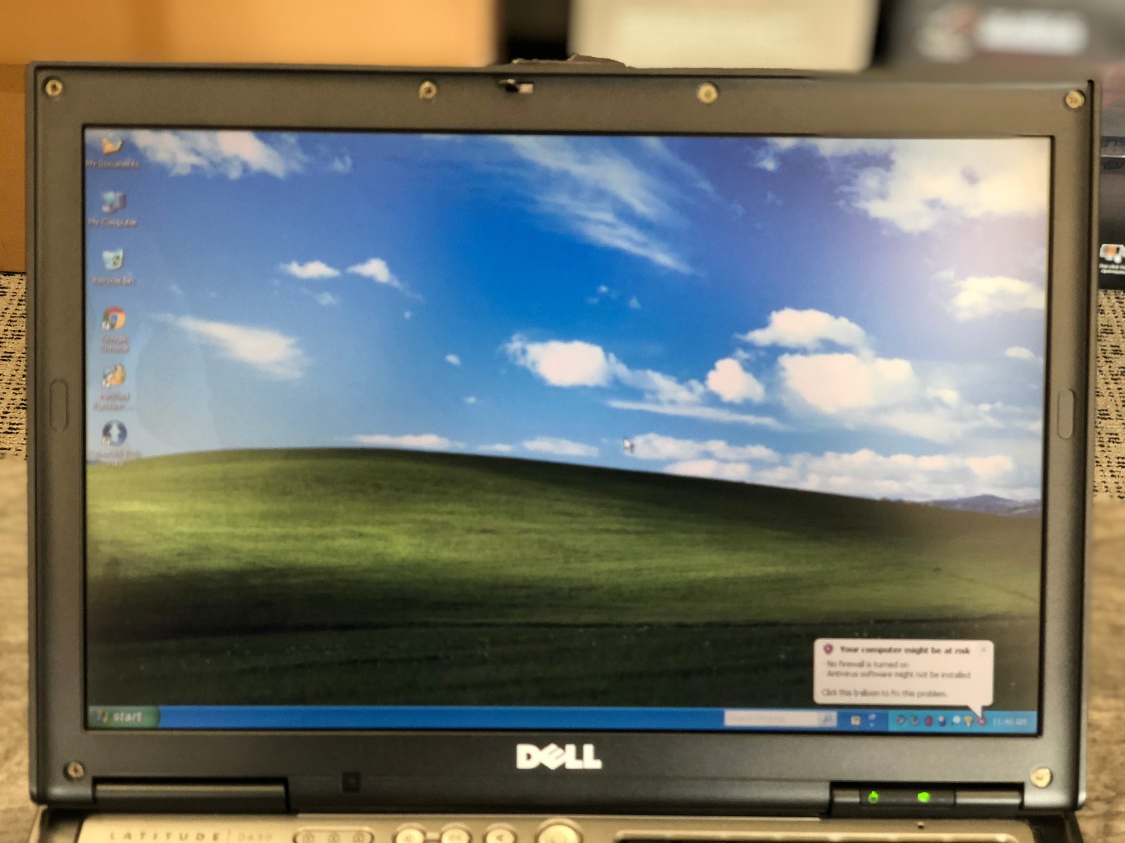 Dell D630 D620 14″ 1.8GHz 160GB, 2GB RAM WINDOWS XP, WiFi DVD/CDRW RS232 Serial