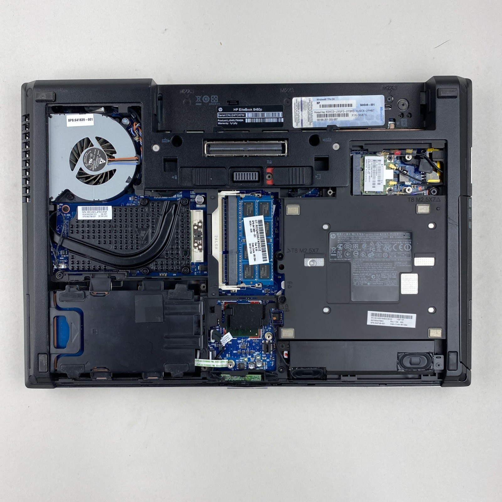 HP EliteBook 8460p Core i5-2450M 2.50GHz 4GB RAM 14.0″ No Battery No HDD No OS