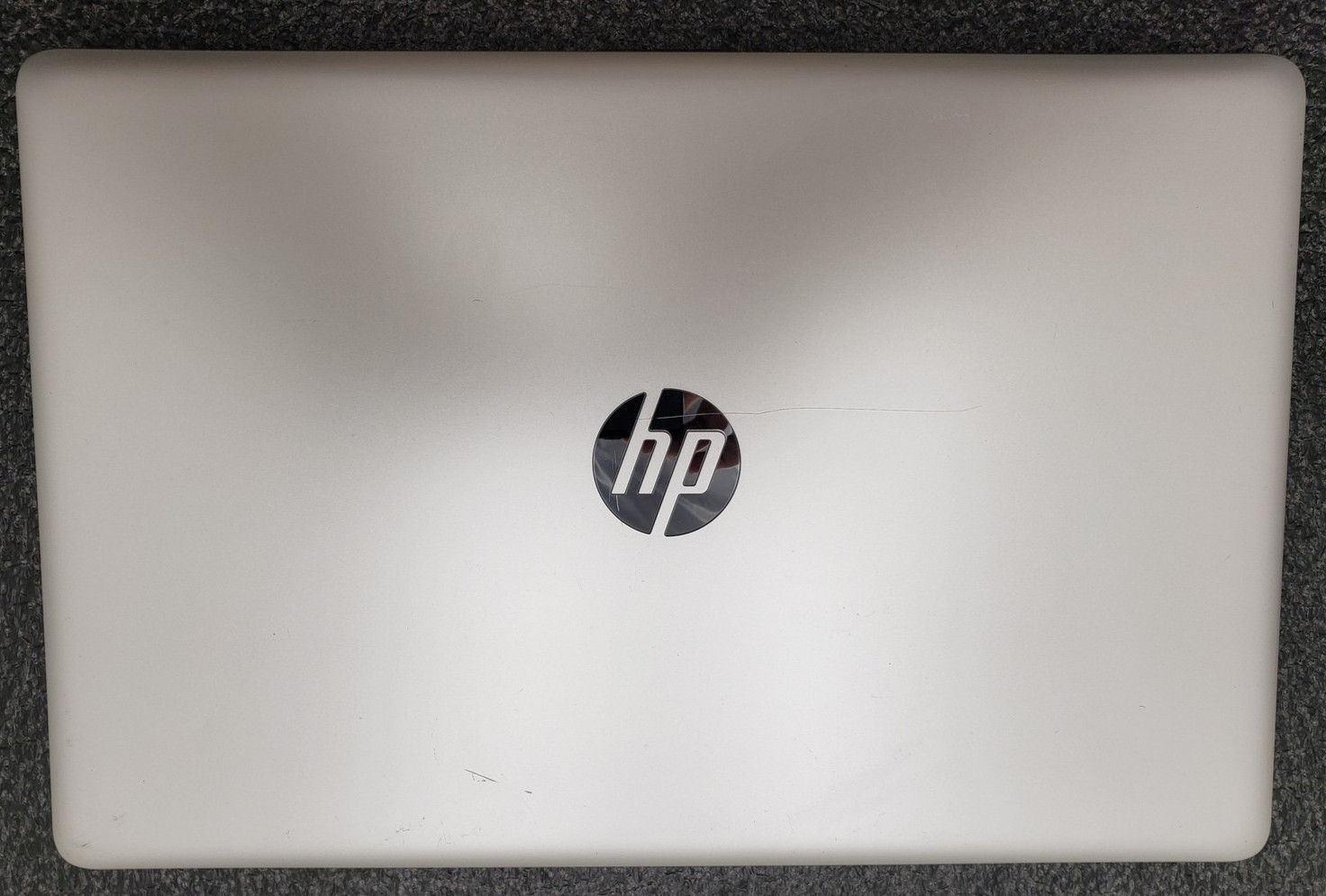 HP 15-da0014dx Touch Laptop Intel Core i5-8250U 12GB RAM 128GB SSD Win 11 Home .