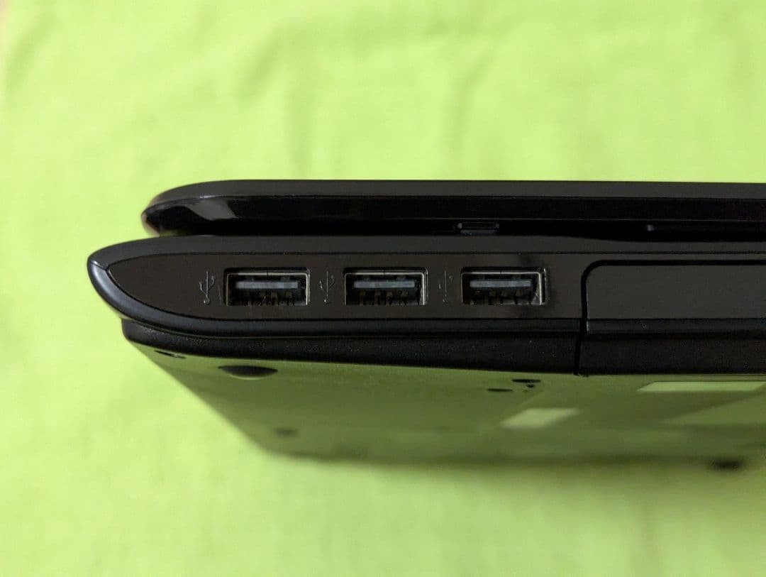 Sony Vaio SVE151J13 Intel Core i5-3230M HDD 1TB RAM 4GB Laptop Tested Excellent