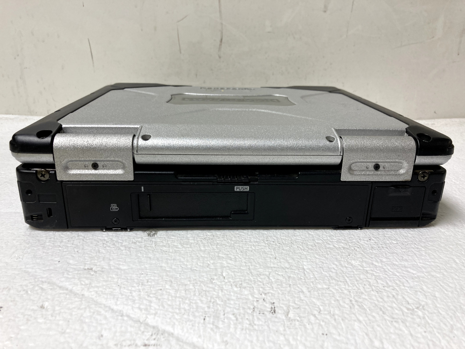 Panasonic Toughbook CF-31 13.1″ Core i5-3340M @2.70GHz 12GB RAM 256GB SSD