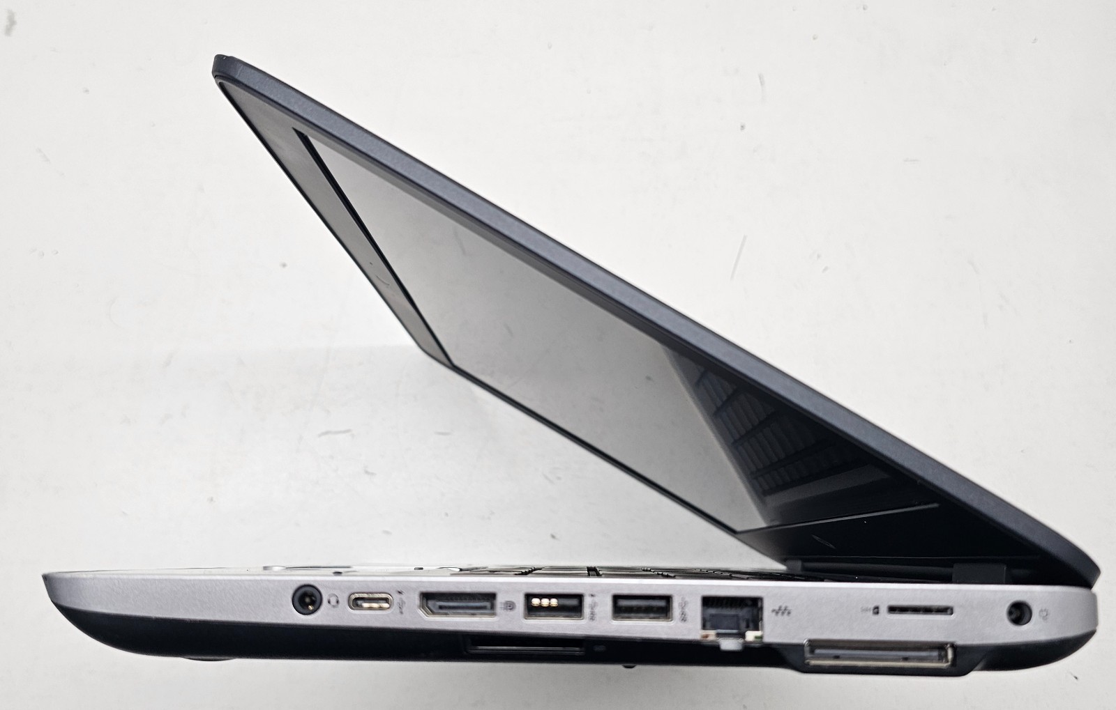 HP ProBook 640 G2 14″ Laptop Intel Core i5-6300U 8GB Ram NO HD/OS (FL)