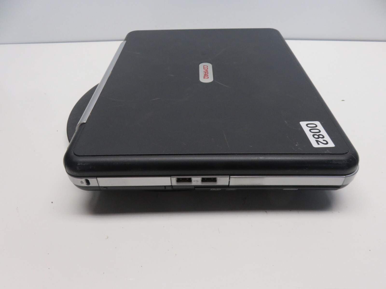 HP Compaq Presario R3000 R3200 Laptop AMD Athlon XP 512MB Ram No HDD or Battery
