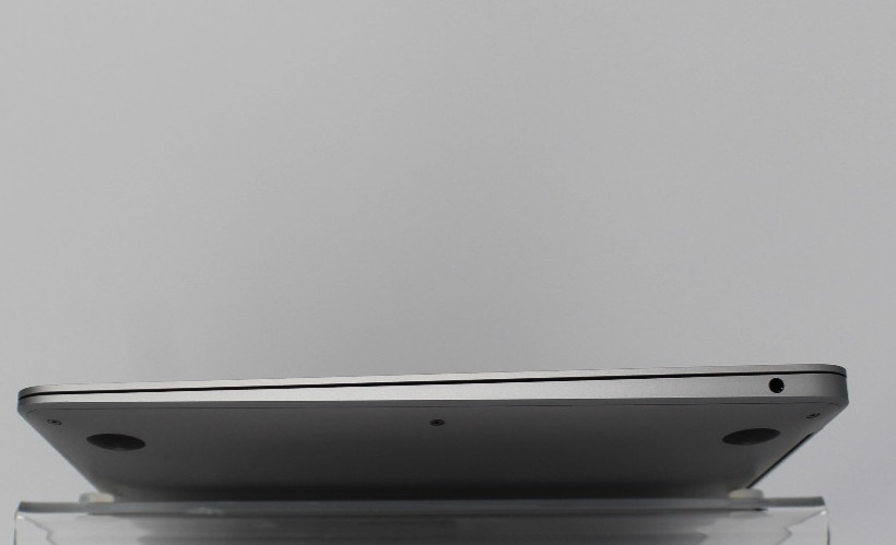 Apple MacBook Air 10 2020 13.3″ A2337 M1 8-Core @ 3.2 GHz 256GB 8GB NO Webcam