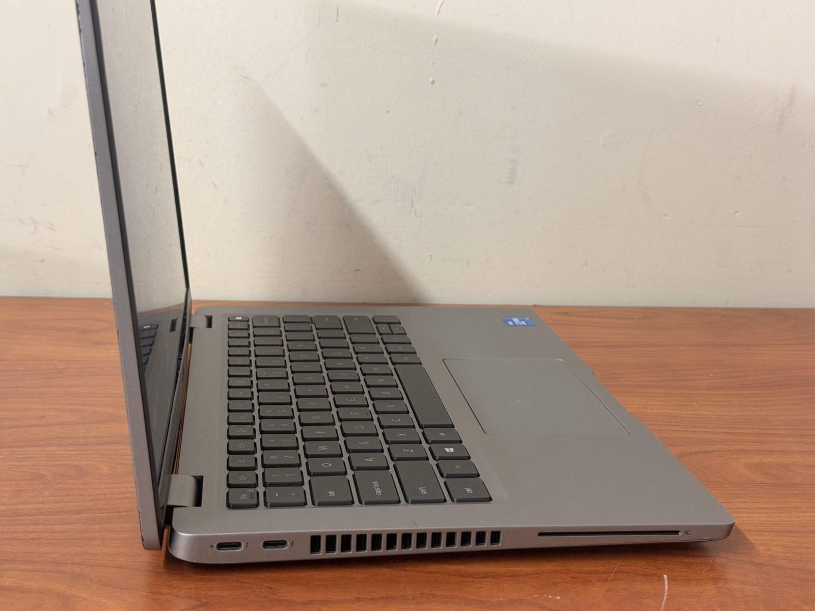 Dell Latitude 5420 14″ Core i5-1145G7 2.6GHz 8GB RAM 256GB SSD WIN 11 PRO