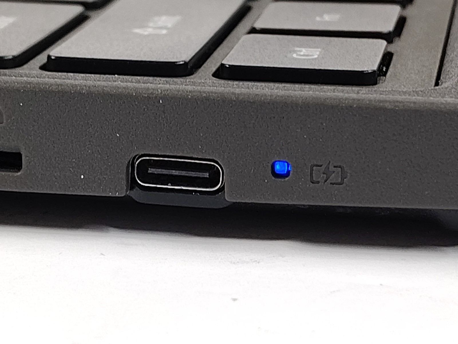 Acer TravelMate B3 B311-31 Laptop PC Computer Windows 11 – Damaged Screen AS-IS