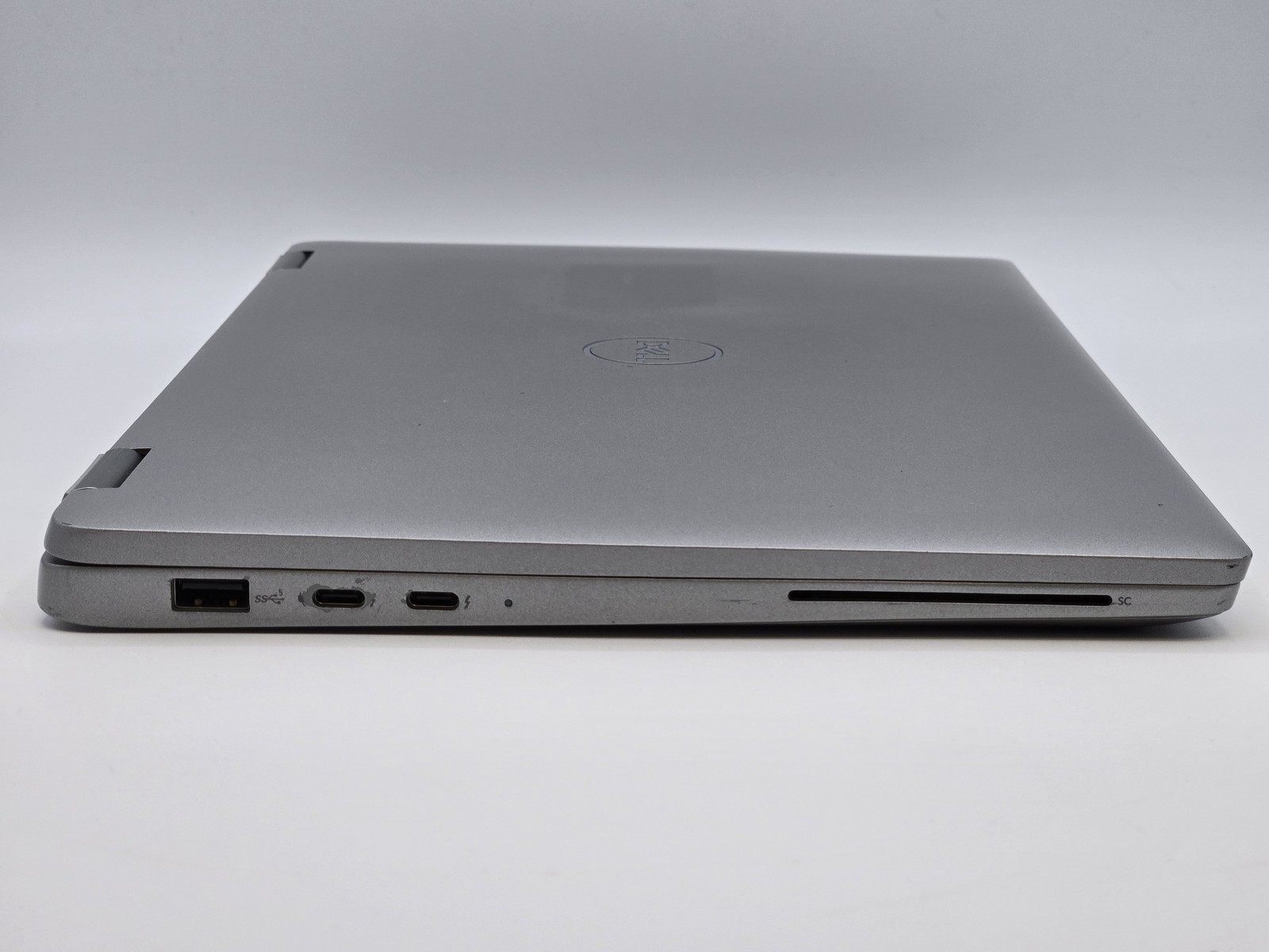 Dell Latitude 5340 2-in-1 13″ FHD Touch I7-1365U 256GB SSD 16GB W11P Warranty