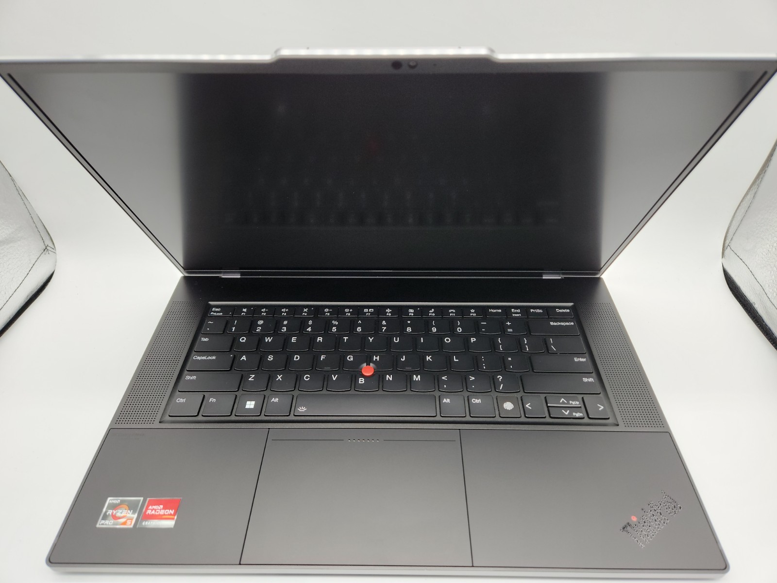 Lenovo ThinkPad Z16 Gen 1 21D4001UUS 16′ AMD Ryzen 5 PRO 6650H Hexa-core 16/256