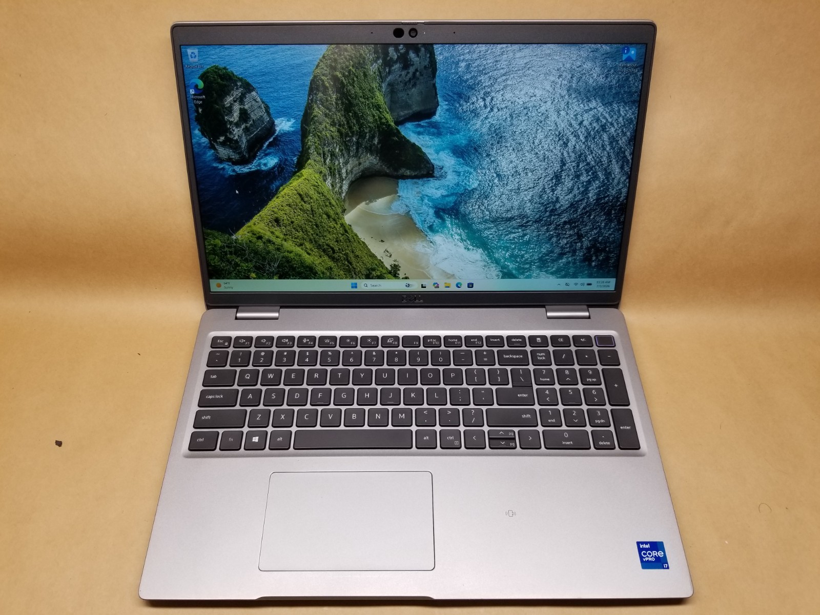 Dell Latitude 5520 15.6 FHD i7-1185G7 3.00GHz, 16GB RAM, 256GB SSD, WIN 11 PRO