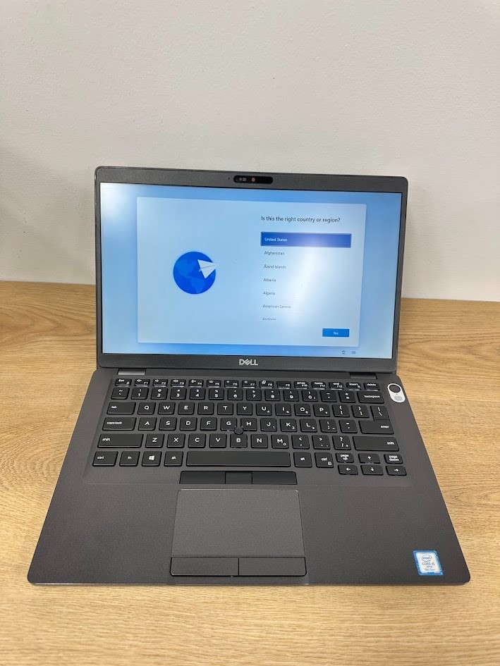 Dell Latitude 5400, Core i5 8365U, 16GB DDR4, Intel UHD Graphics, 512GB SSD 2019