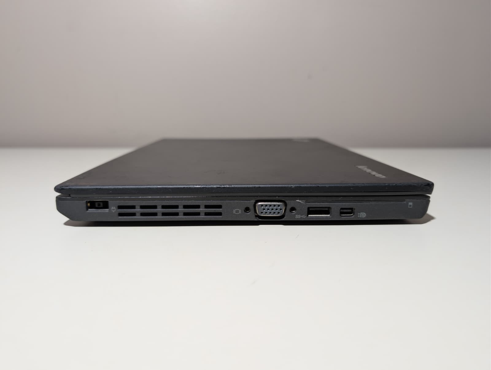 Lenovo ThinkPad X250 | i5 5th Gen 8GB RAM 256GB SSD | Backlit Windows 11 Pro