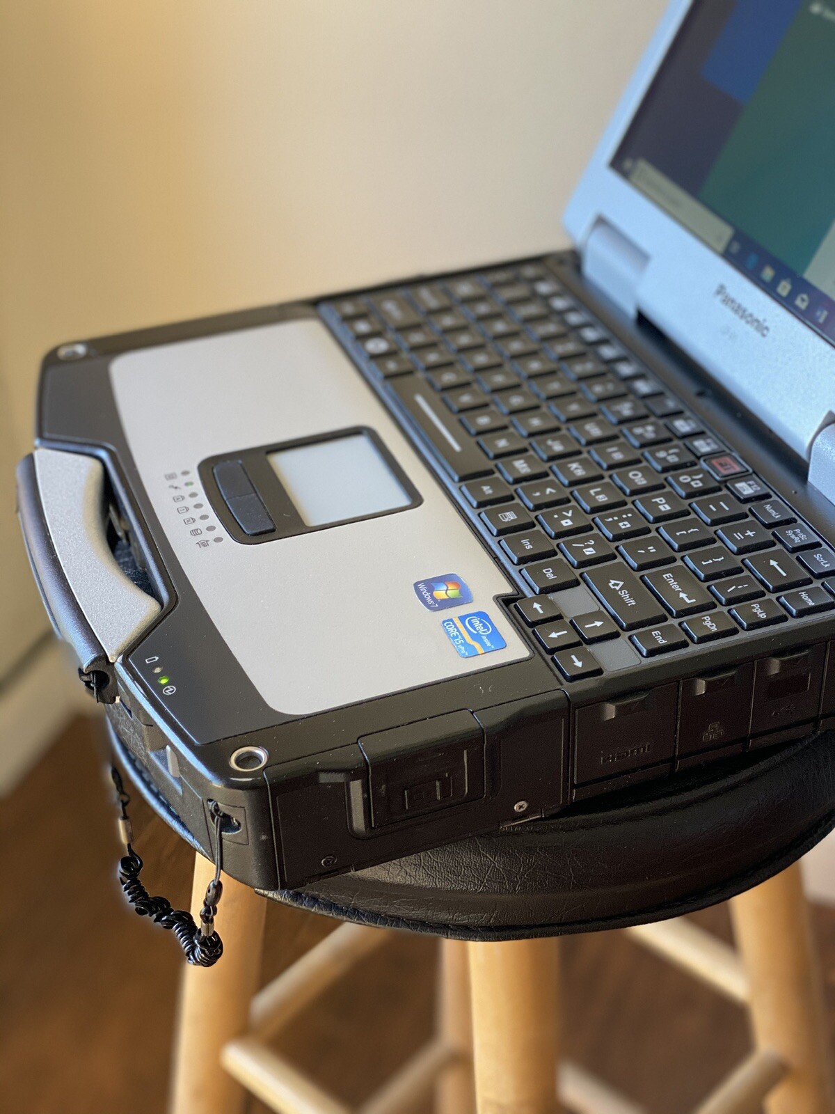 Panasonic cf-31 Toughbook Rugged Core i5 Windows 7 Touch Screen 320GB Laptop