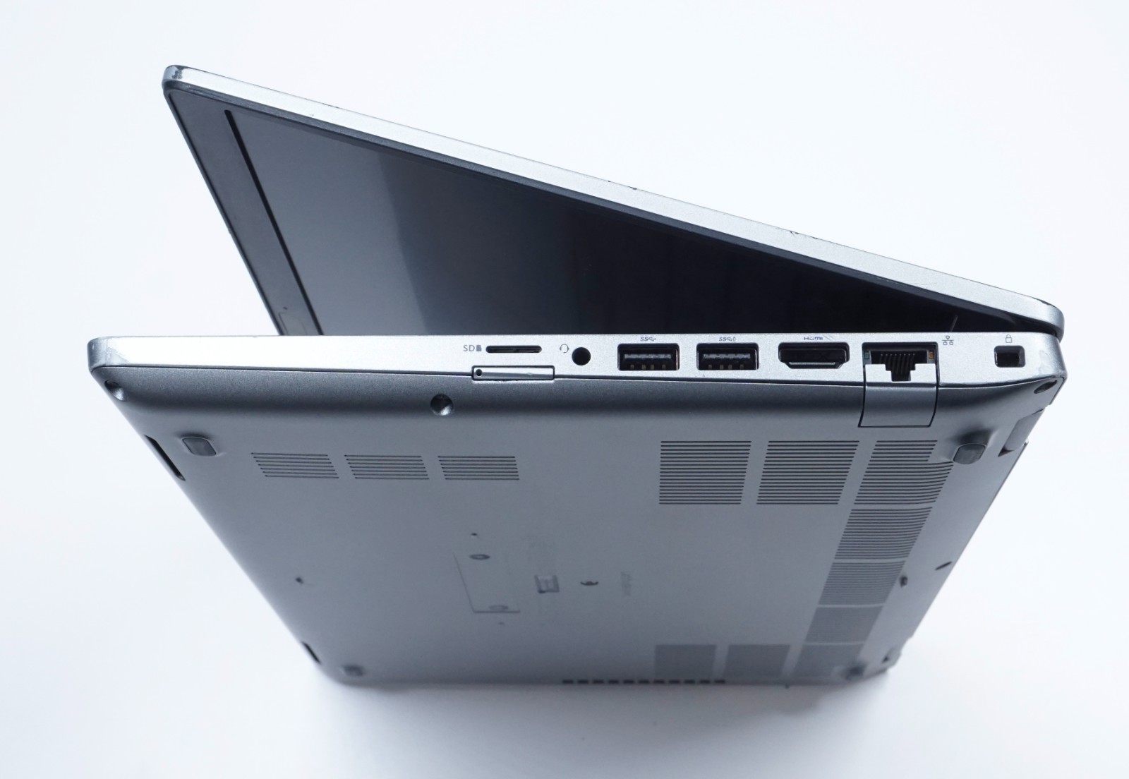 Dell Latitude 5411 14″ Intel Core i5-10400H @2.60GHz 16GB RAM (No SSD/Battery)