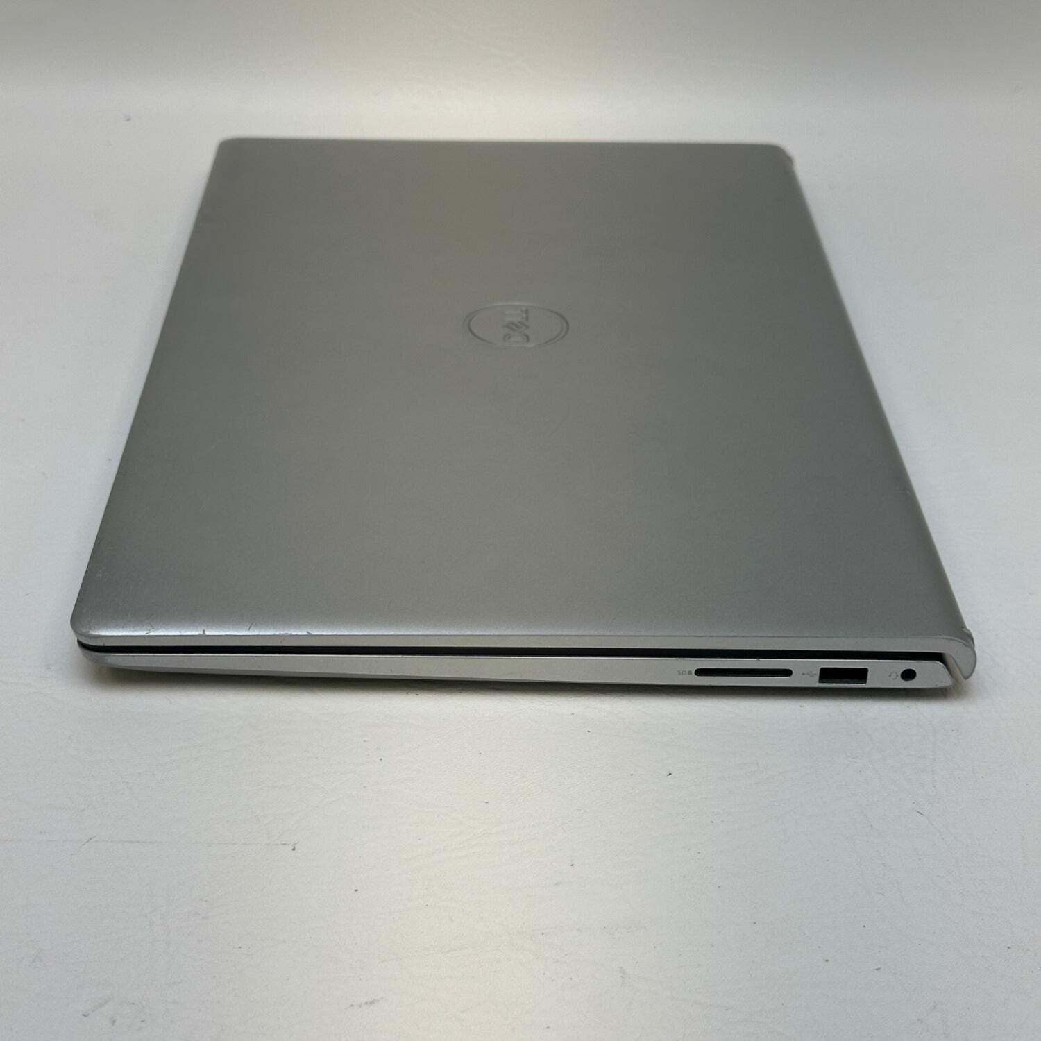 Dell Inspiron 3520 15.6″ i7-1255U 1.7GHz 16GB RAM 1TB SSD