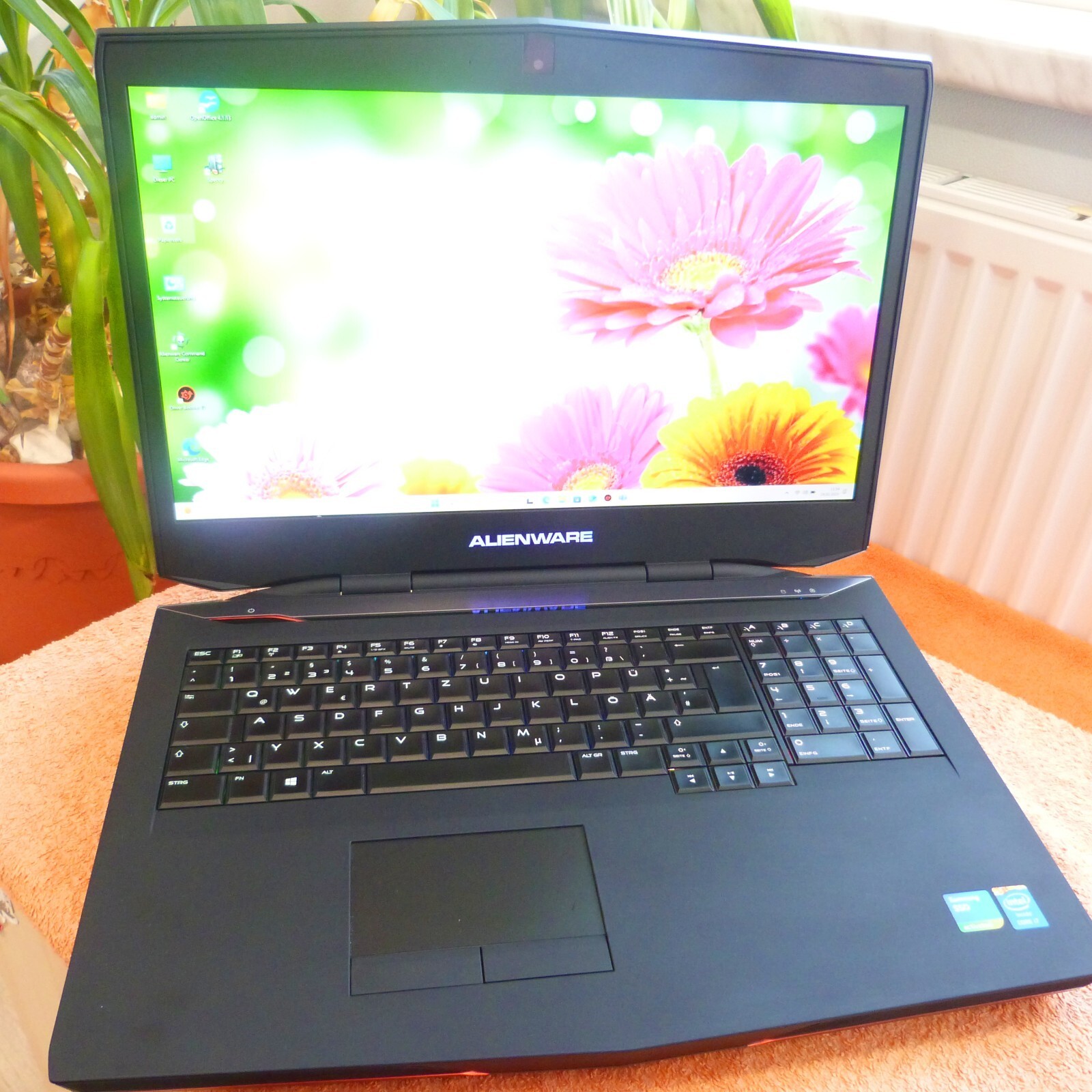 Alienware 17 R1 HIGH END 17 inch FULLHD l 32GB RAM NEW l 2TB SSD i7 Windows 11