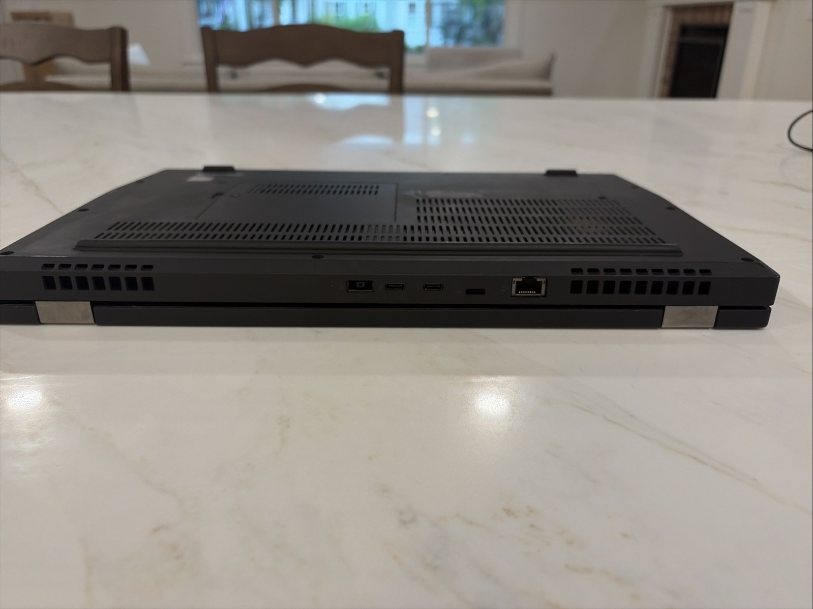 Lenovo ThinkPad P15 Gen 1 FHD i7-10750H 16GB 512GB SSD Quadro T1000 Very Good