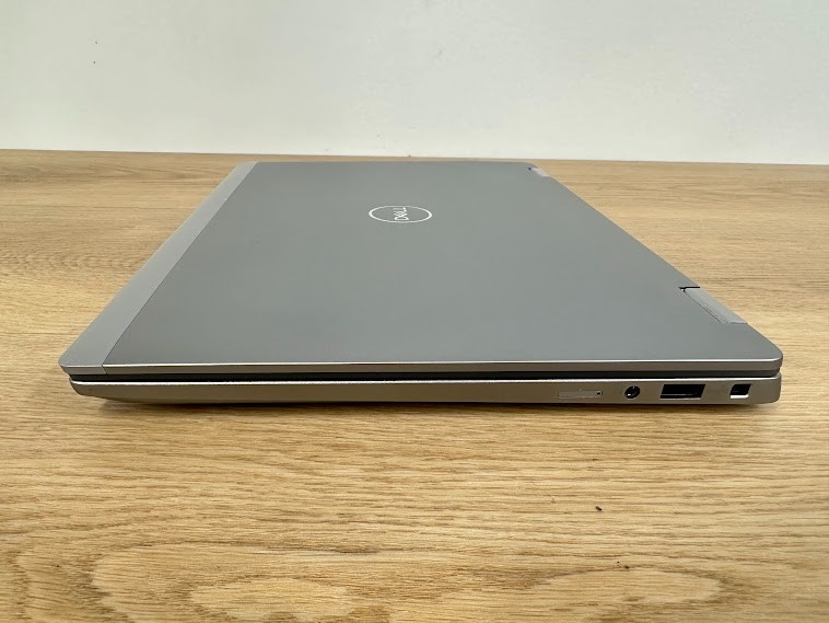Dell Latitude 7350, Core Ultra 7 165U, 32GB LPDDR5, Intel Graphics, 512GB SSD
