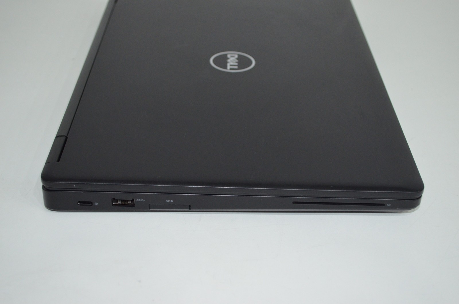 Dell Latitude 5491 – Intel Core i5-8400H – 8GB RAM – 256GB SSD – WIN11Pro