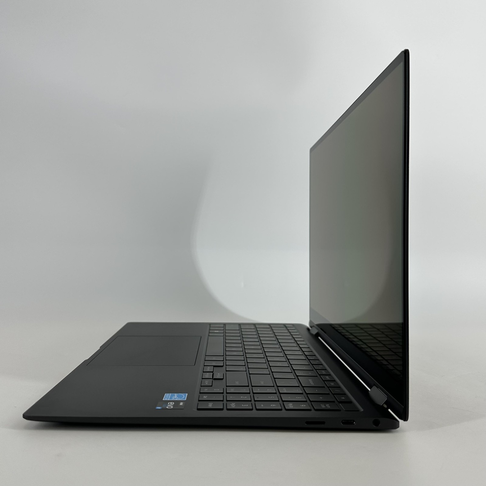 Samsung Galaxy Book2 Pro 360 15.6 FHD TOUCH 2.1 GHz i7-1260P 8GB 512GB SSD