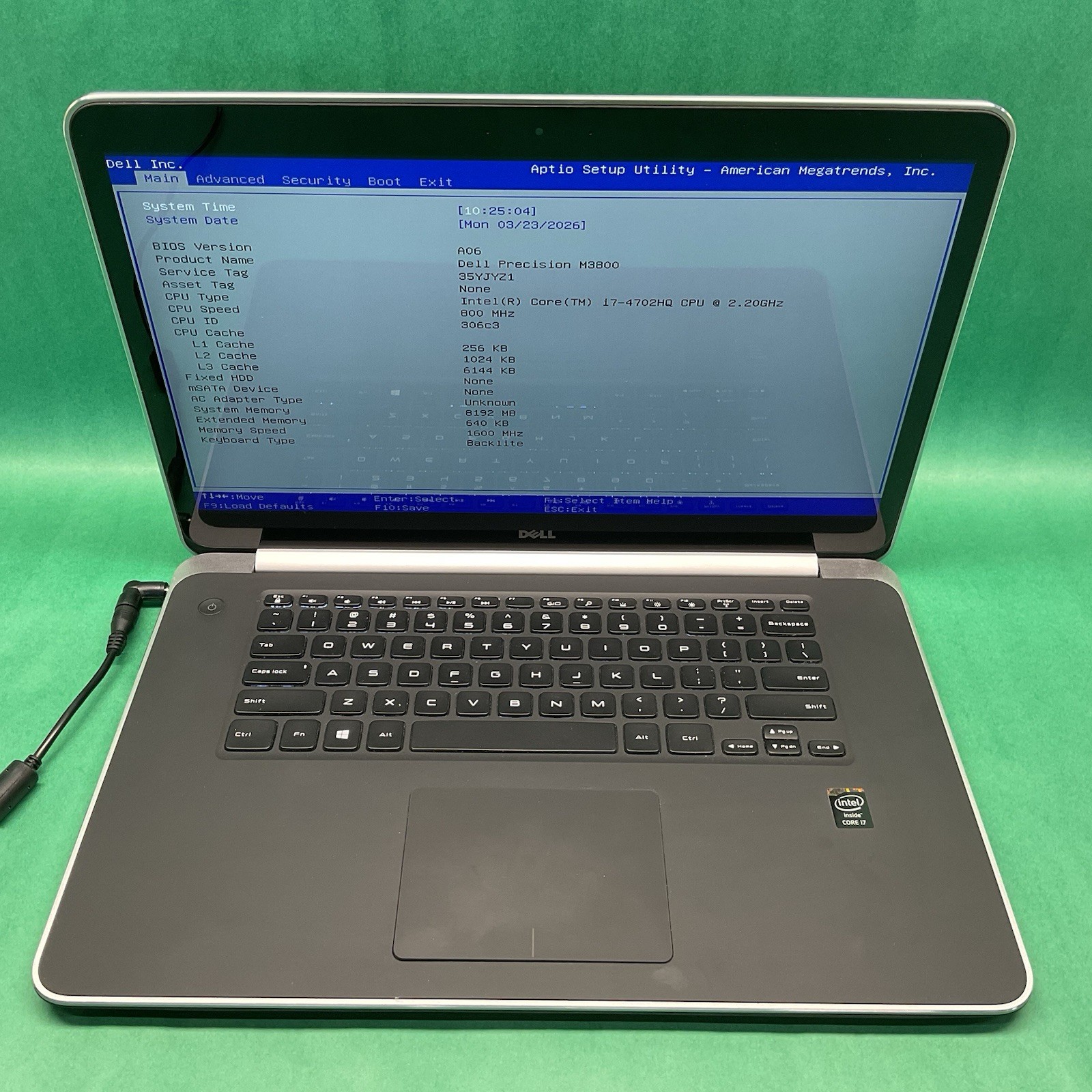 Dell Precision M3800 – i7 – Powers On – NO HARD DRIVE- Untested