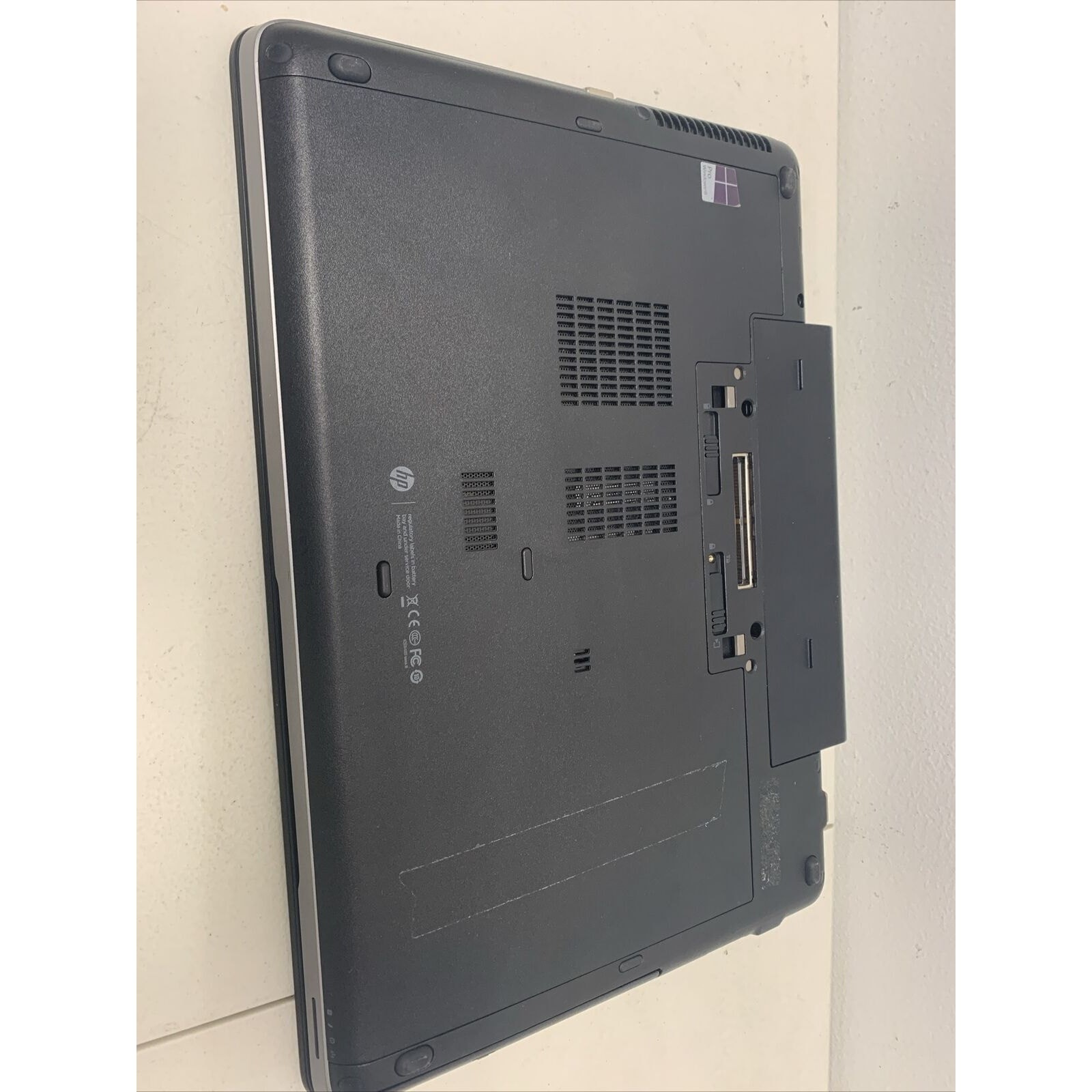 HP ProBook 650 G1 15.6 in 320GB HDD, Intel Core i3 4000M, 2.40 GHz, 8GB RAM