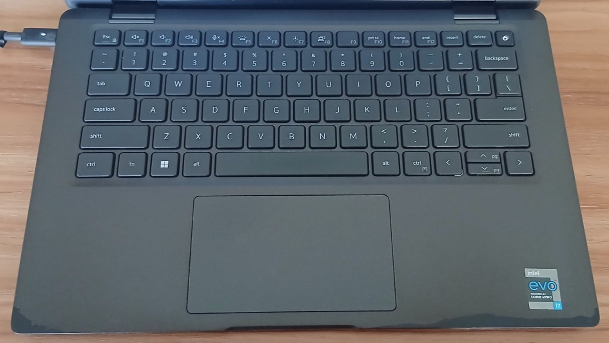 DELL LATITUDE 7420 i7-1185g7 touch screen 14″ FHD 16/256*** READ