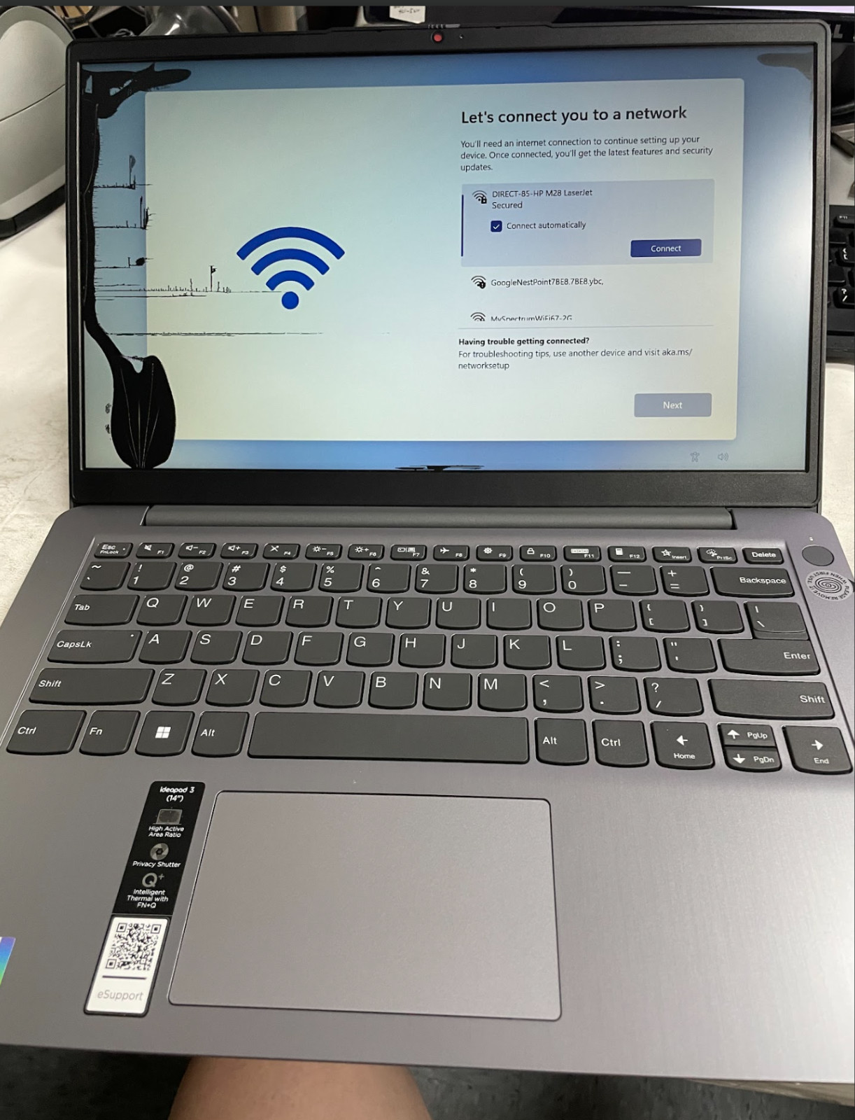 Lenovo IdeaPad Laptop i7-1165G7 8GB RAM 512GB SSD – Screen Damaged