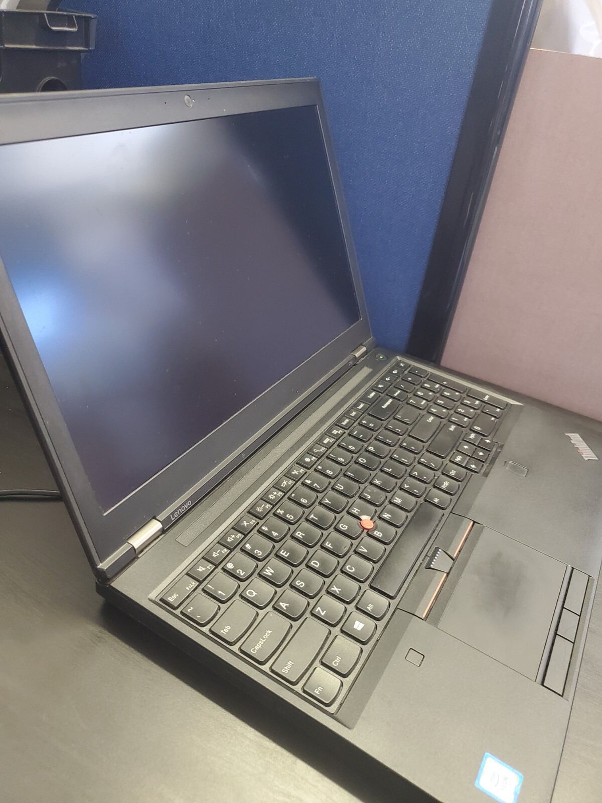 Lenovo ThinkPad P50 Xeon E3-1505M v5 @ 2.8 GHz 512 GB SSD 32 GB FHD Windows 10 P