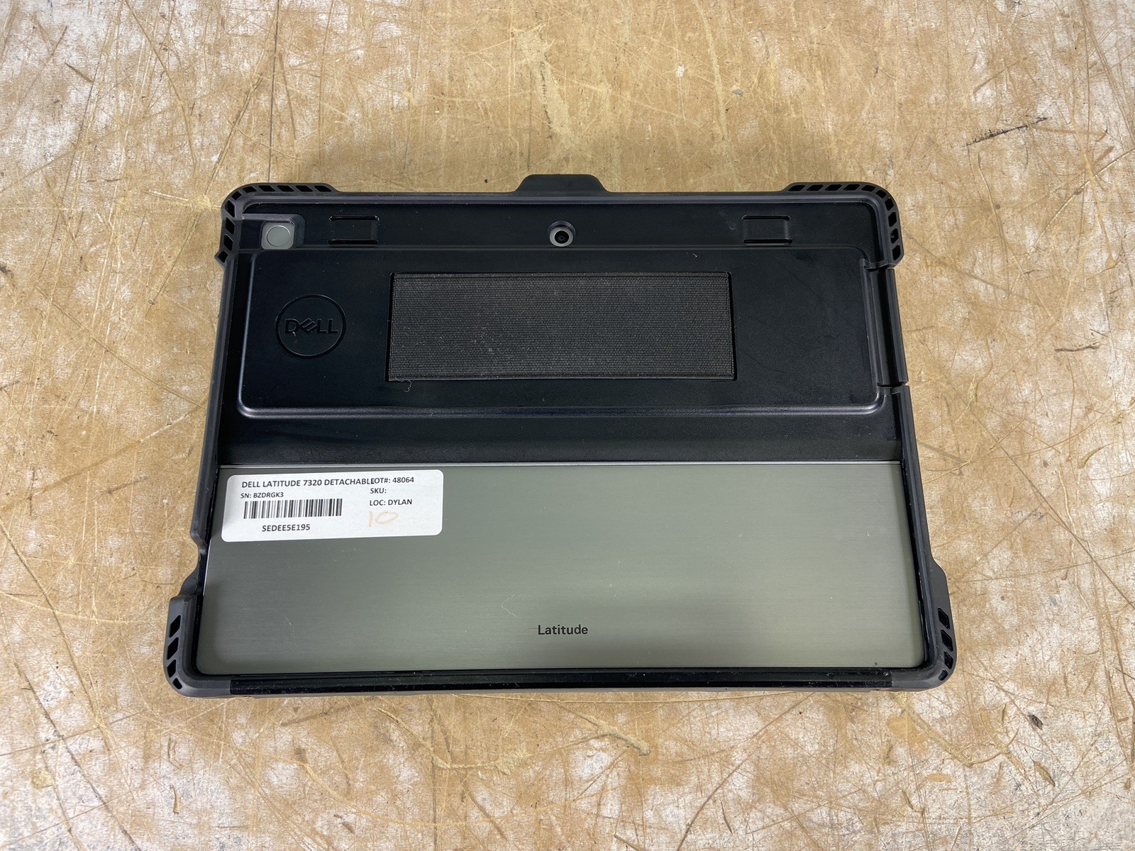 DELL LATITUDE 7320 DETACHABLE I5-1140G7 @ 1.10GHz, 8GB RAM, NO HDD/OS – (PARTS)