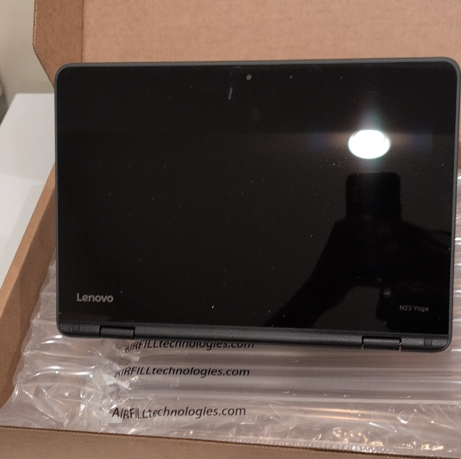 Lenovo N23 Yoga Chromebook ZA260016US 2-in-1 4GB 32GB 11.6″ Black Wi-Fi