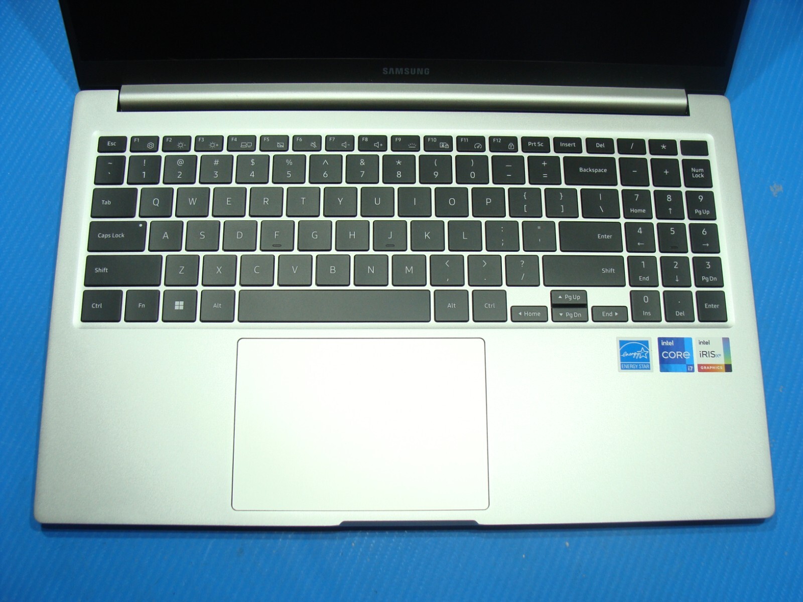 SAMSUNG GALAXY BOOK 3 15.6″FHD Intel i7-1355U 1.7Ghz 16GB 512GB SSD Windows 11 H