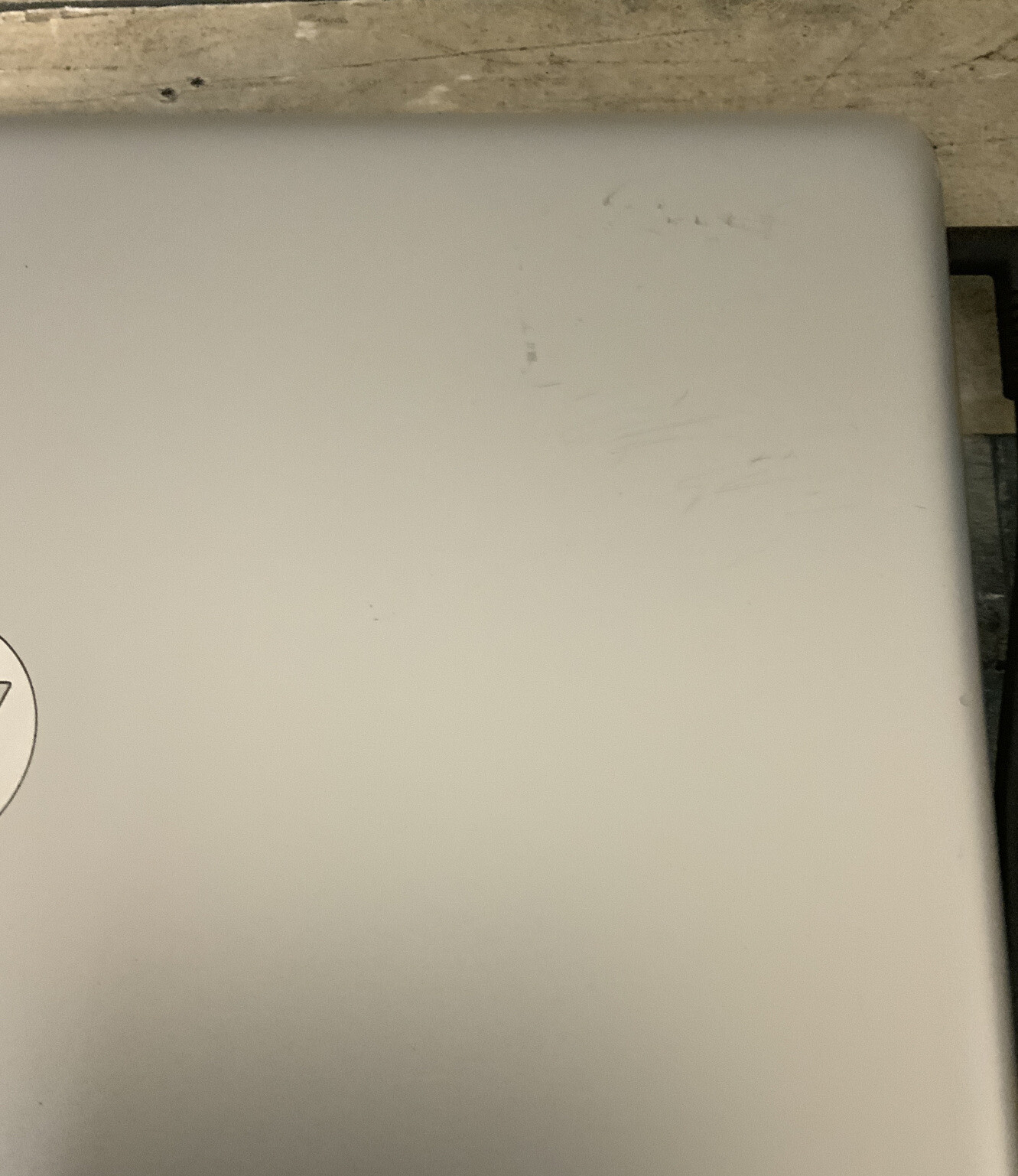💻 HP 14-cm0012nr 14″ (32 GB SSD AMD E2 9000e, 1.50 GHz, 4 GB) Laptop Silver