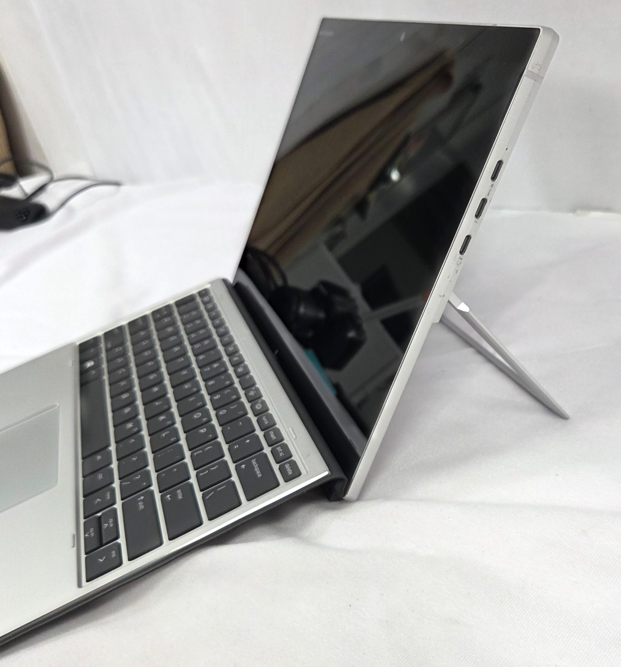 HP Elite X2 G8 Detachable Tablet i5‑1135G7 4‑Core 8GB 128GB SSD Touch Display