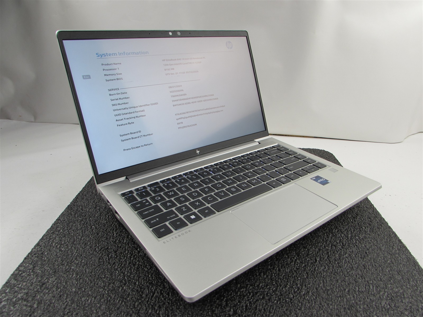 HP ELITEBOOK 640 (G9) 1920X1080 FHD TOUCHSCREEN I7-1270P NO SSD 8GB RAM NO O.S