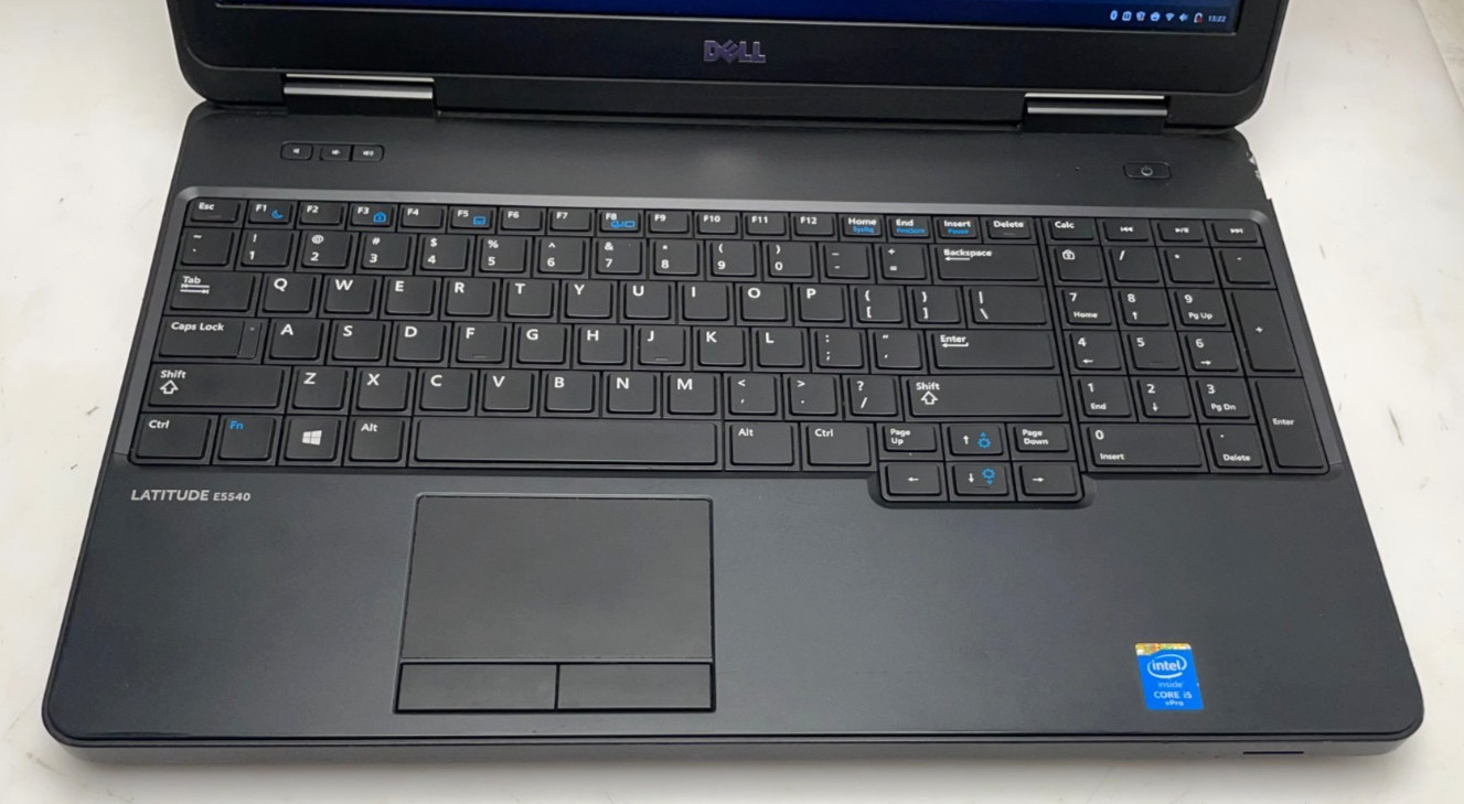 Dell Latitude E5540 15.6″ FHD i5-4310U 8gb Ram 256gb SSD Linux “Fair” Bttry