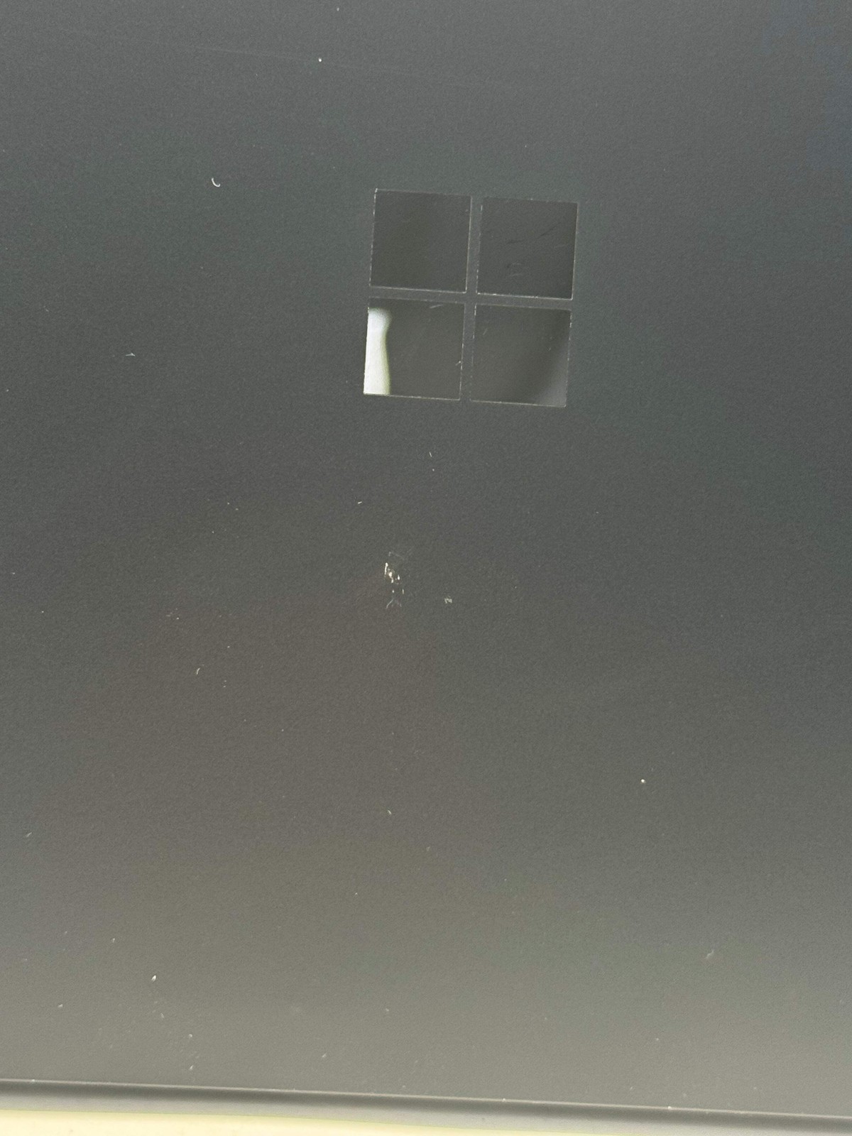 Microsoft Surface Laptop 4 1951 Core i5 11th Gen 8GB 256GB Black For Parts