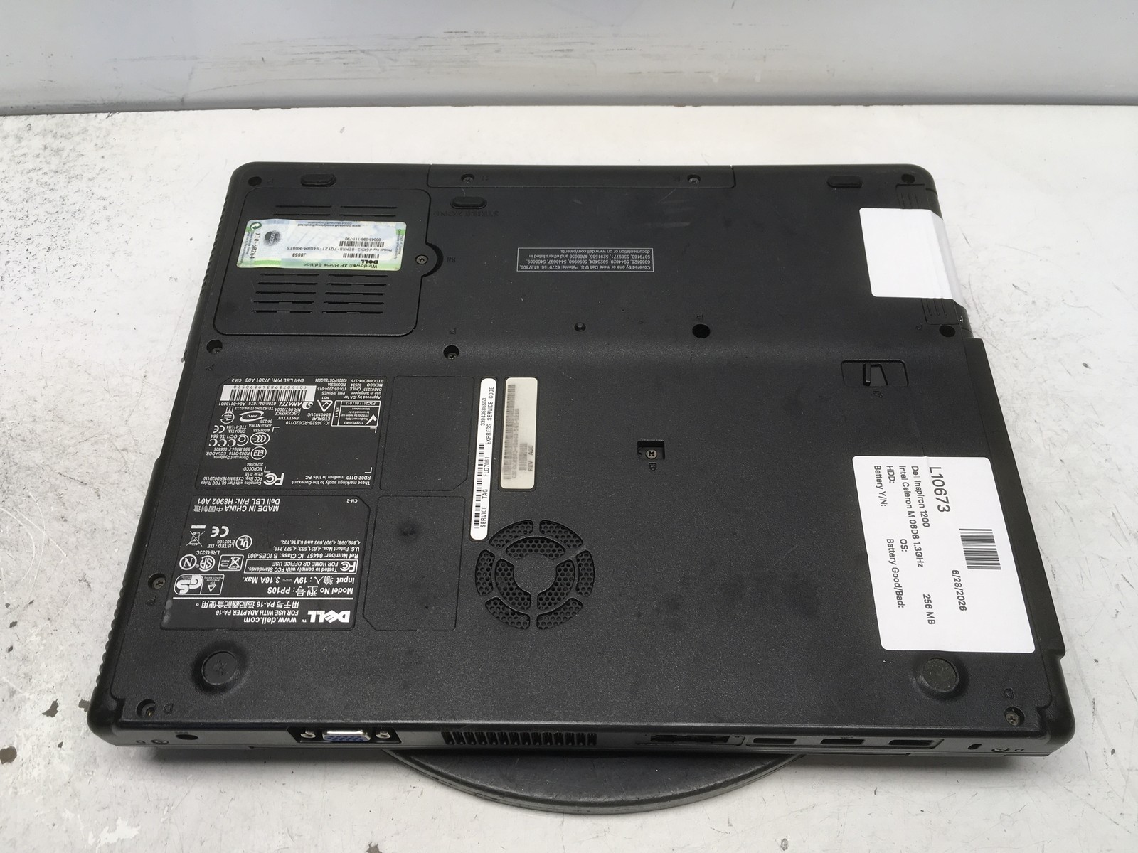 Dell Inspiron 1200 Intel Celeron M 06D8 1.3GHz 256 MB NO HDD No Batt