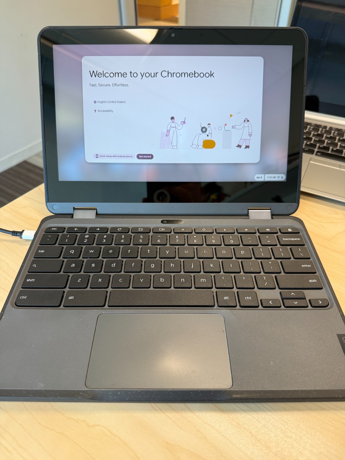 Chromebook Lenovo 300e Gen 3 32 GB Storage – (Region Free)