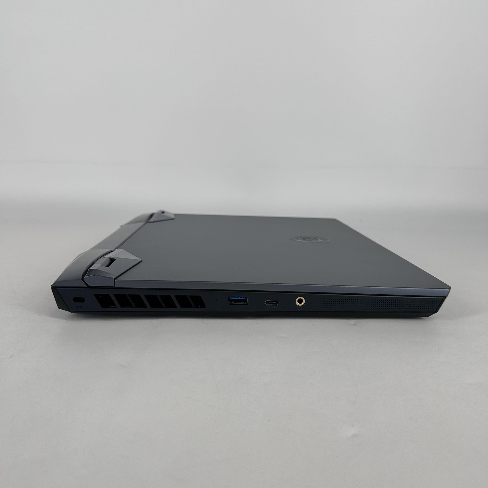 MSI Raider GE66 15.6 240Hz FHD i7-10750H 2.60GHz 32GB 1TB SSD RTX 2070 Super