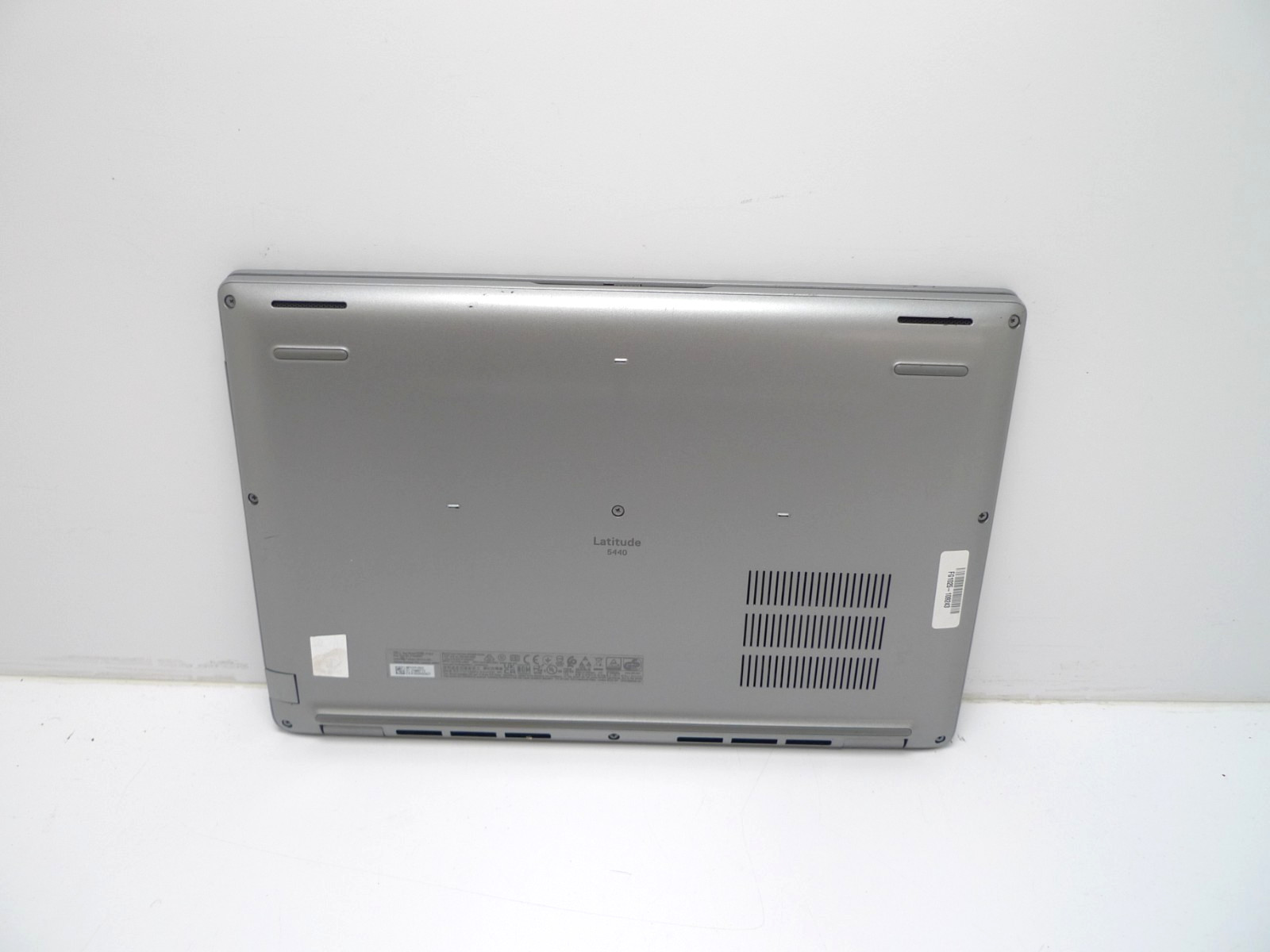 Dell Latitude 5440 | i5-1350P | 16GB RAM | 512GB NVMe | Linux | No Cord | Wear