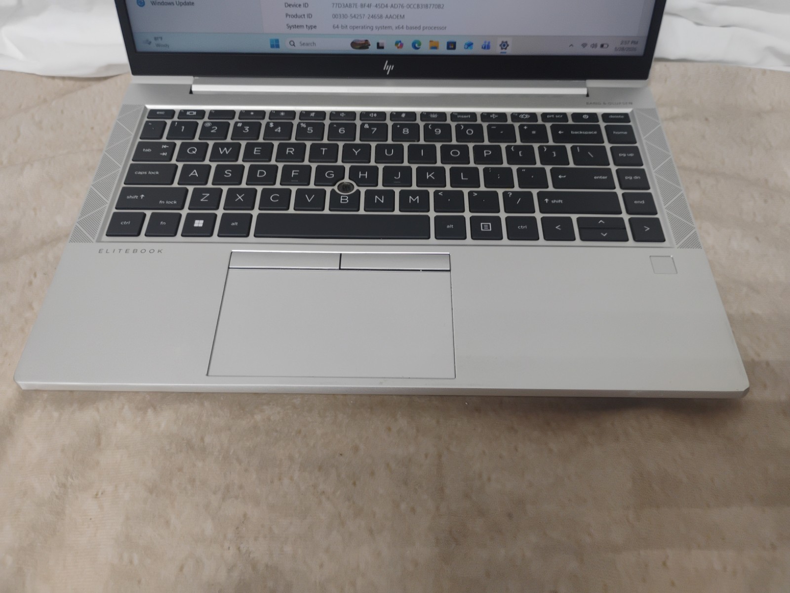 EliteBook 840 G8, i7-11th Gen, 8gb Ram, 512gb SSD, Win 11