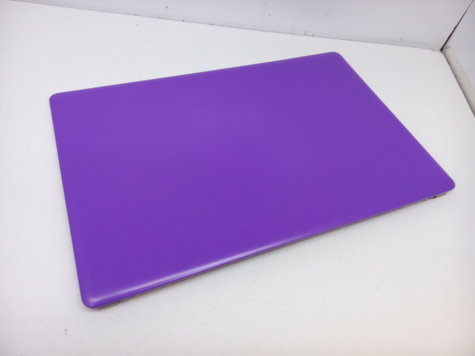 Ematic EWT147PR 14.1″ Purple Laptop LCD Back Top Cover + Hinges & Webcam 147