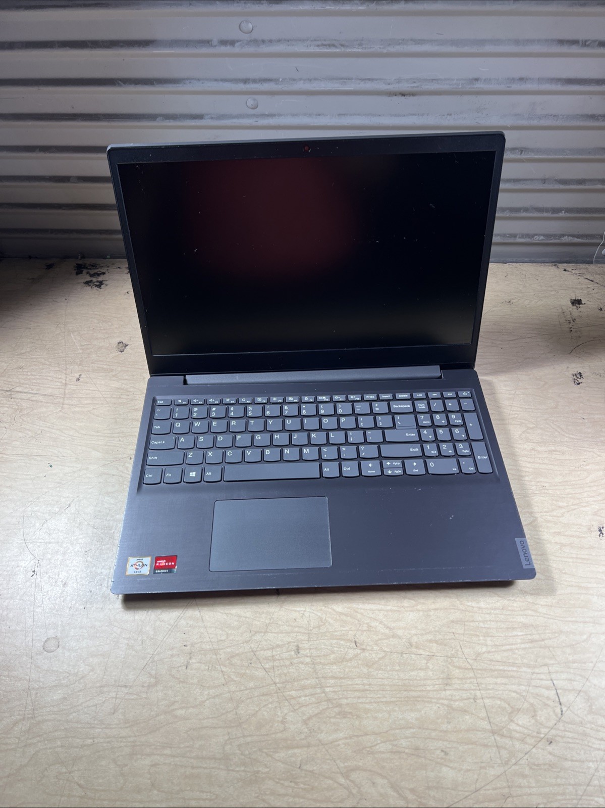 LENOVO V15-ADA AMD ATHLON GOLD 3150U 8GB RAM **NO HD/ NO CADDIE/ NO OS