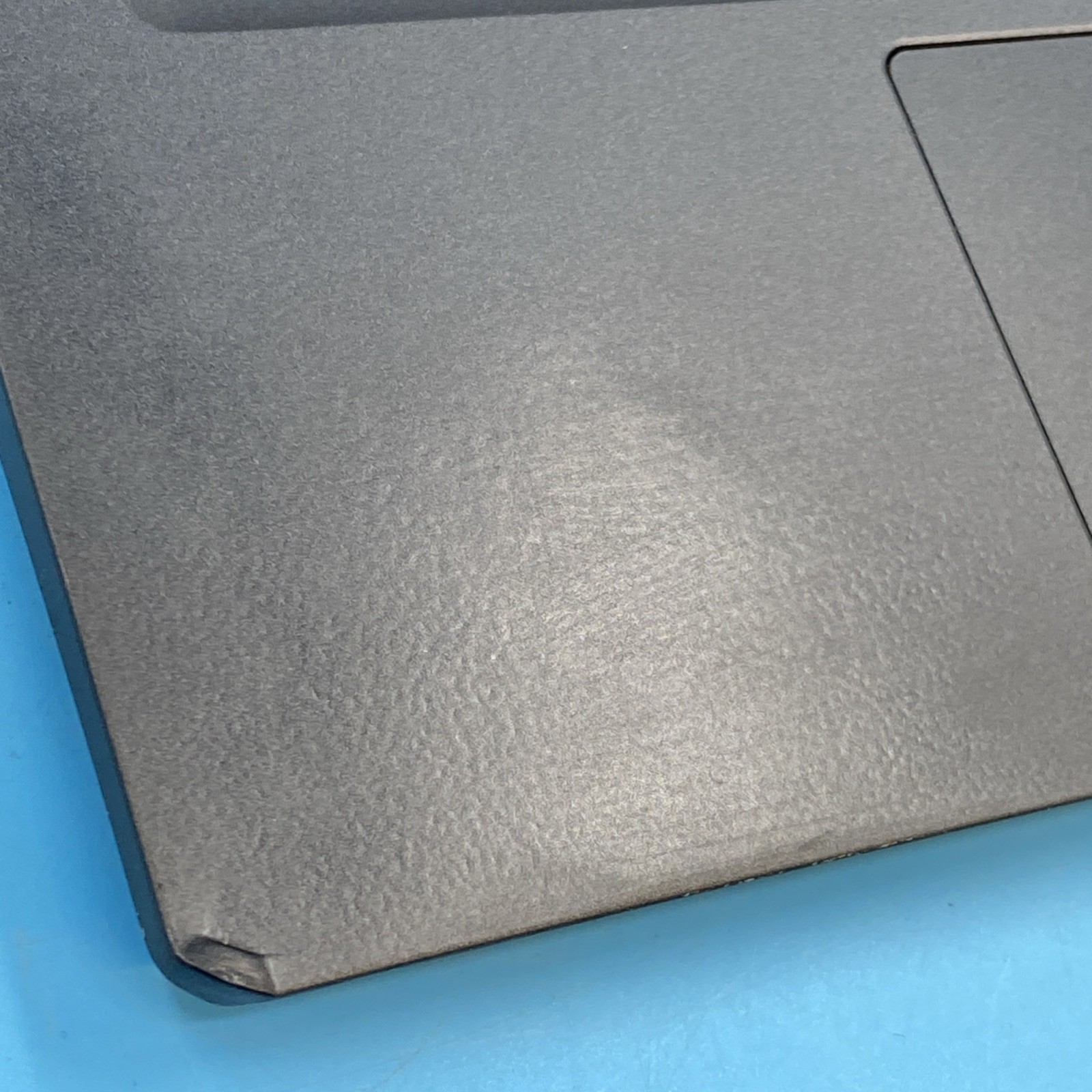 Latitude 7430 | i5-1240P | 16GB RAM | 256GB SSD | NO OS | 68% BATTERY
