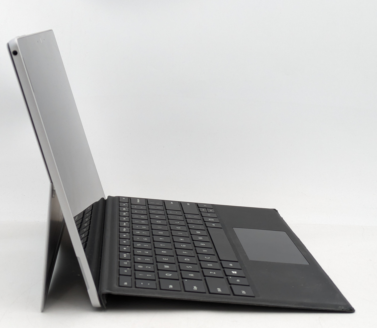 Microsoft Surface Pro 7 12.3″ i7-1065G7 16GB DDR4 256GB SSD Windows 11 Home