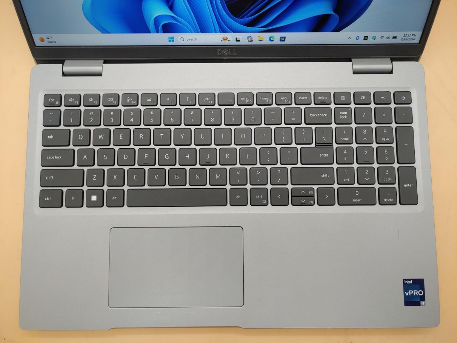 Dell Precision 3570 15.6″ i7-1265U 16GB 512GB NVIDIA T550 Win11 *NO A/C* *READ*