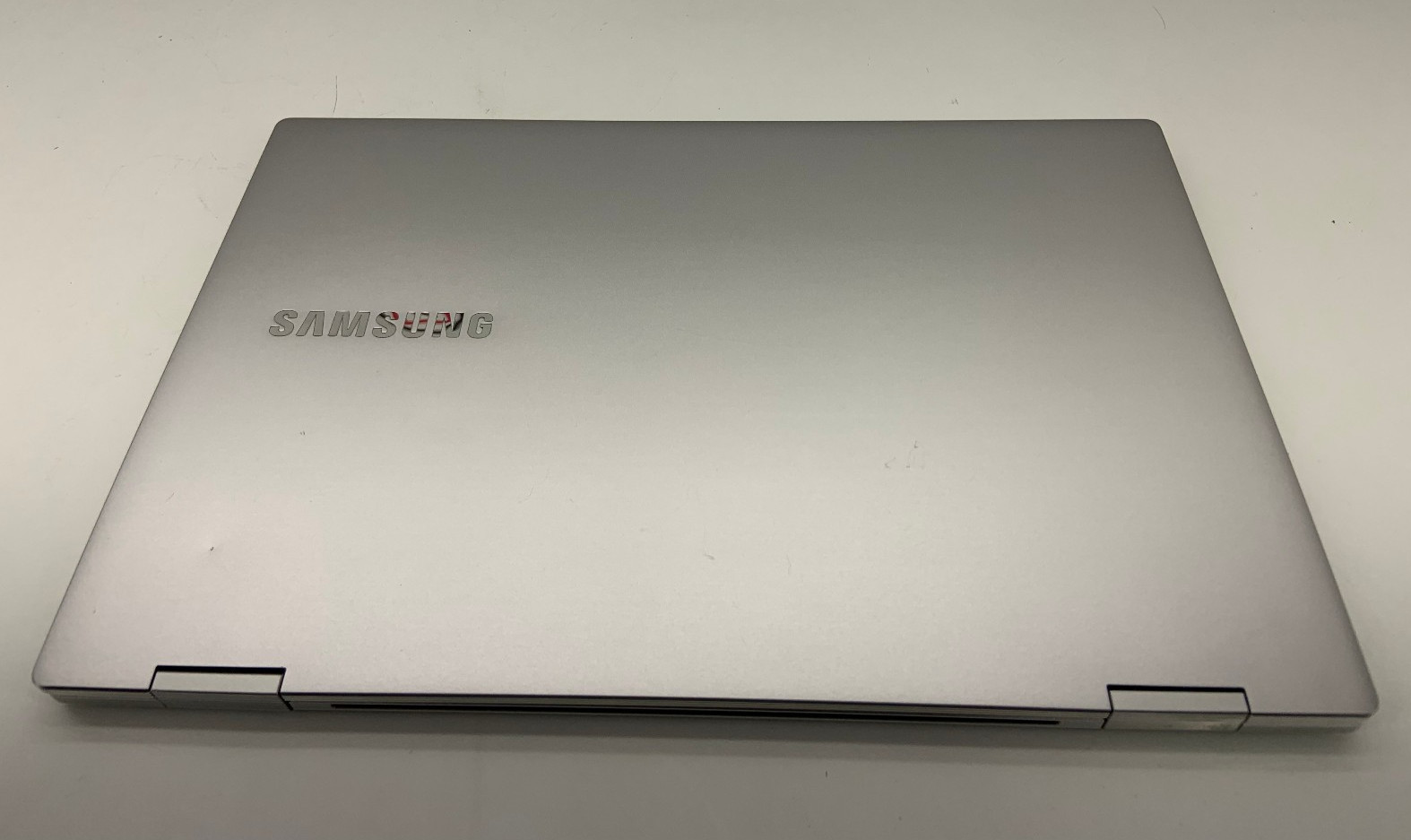 Samsung 9 Pro Notebook 13.3″ FHD Touchscreen Intel Core i7 256GB SSD 8GB Win11