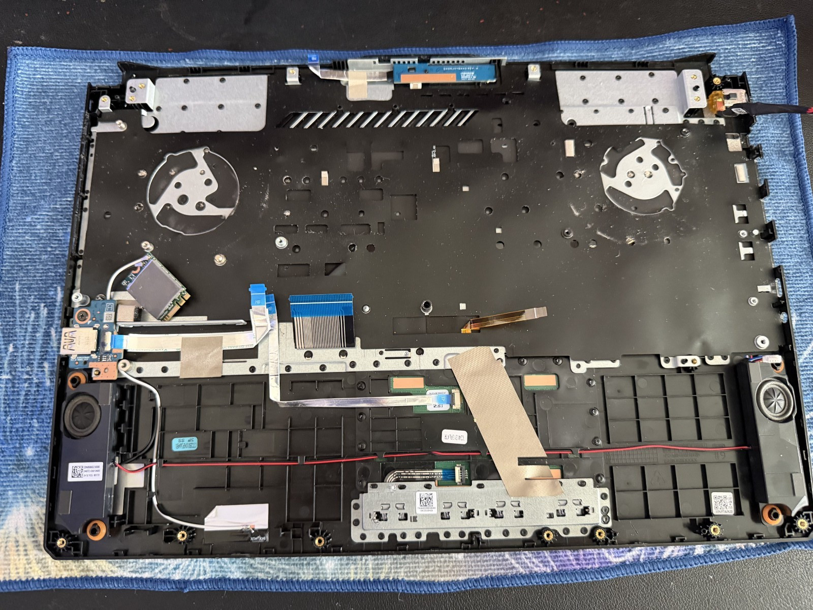 ASUS TUF GAMING A15 KEYBOARD ASSEMBLY with Palm rest